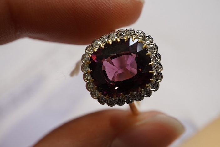 An attractive spinel and diamond ring